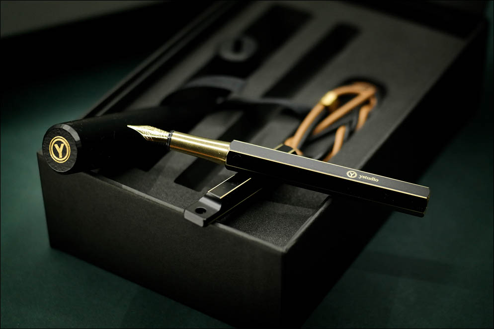 Ystudio Brussing portable fountain pen (unpacking). Lenskiy.org